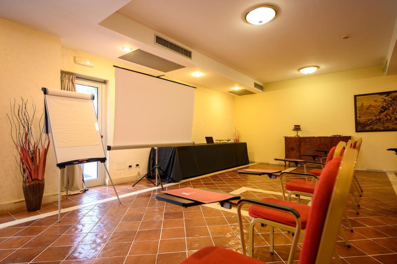 Hotel Torre Di Pratolungo Rom Exteriör bild