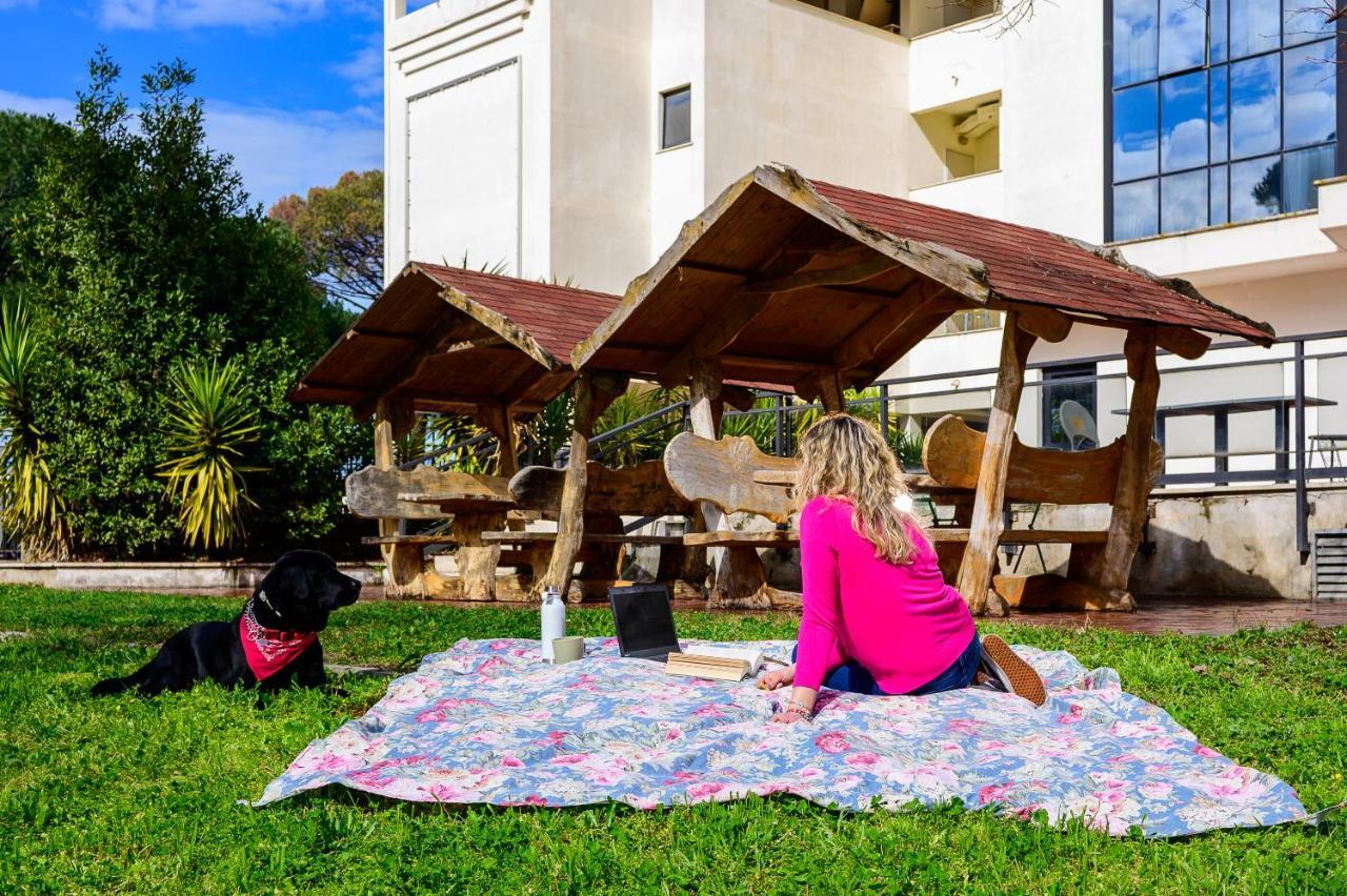 Hotel Torre Di Pratolungo Rom Exteriör bild